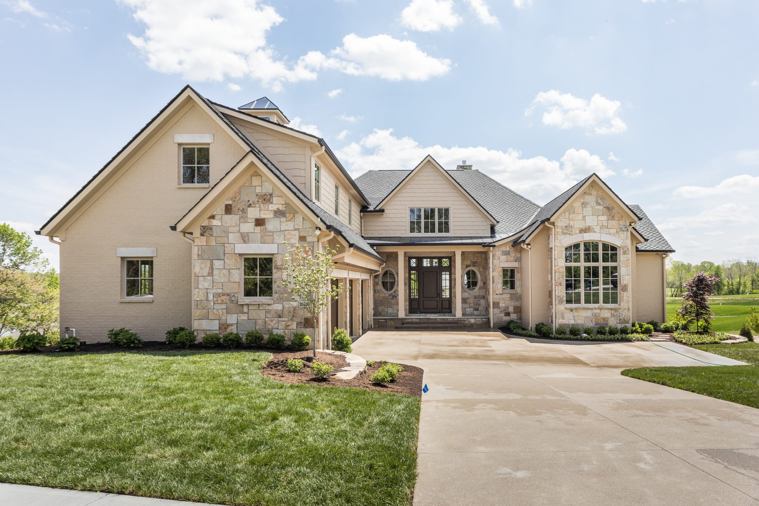 Window Insert vs. Whole Window Replacement: Which Installation Method Is Right for You?