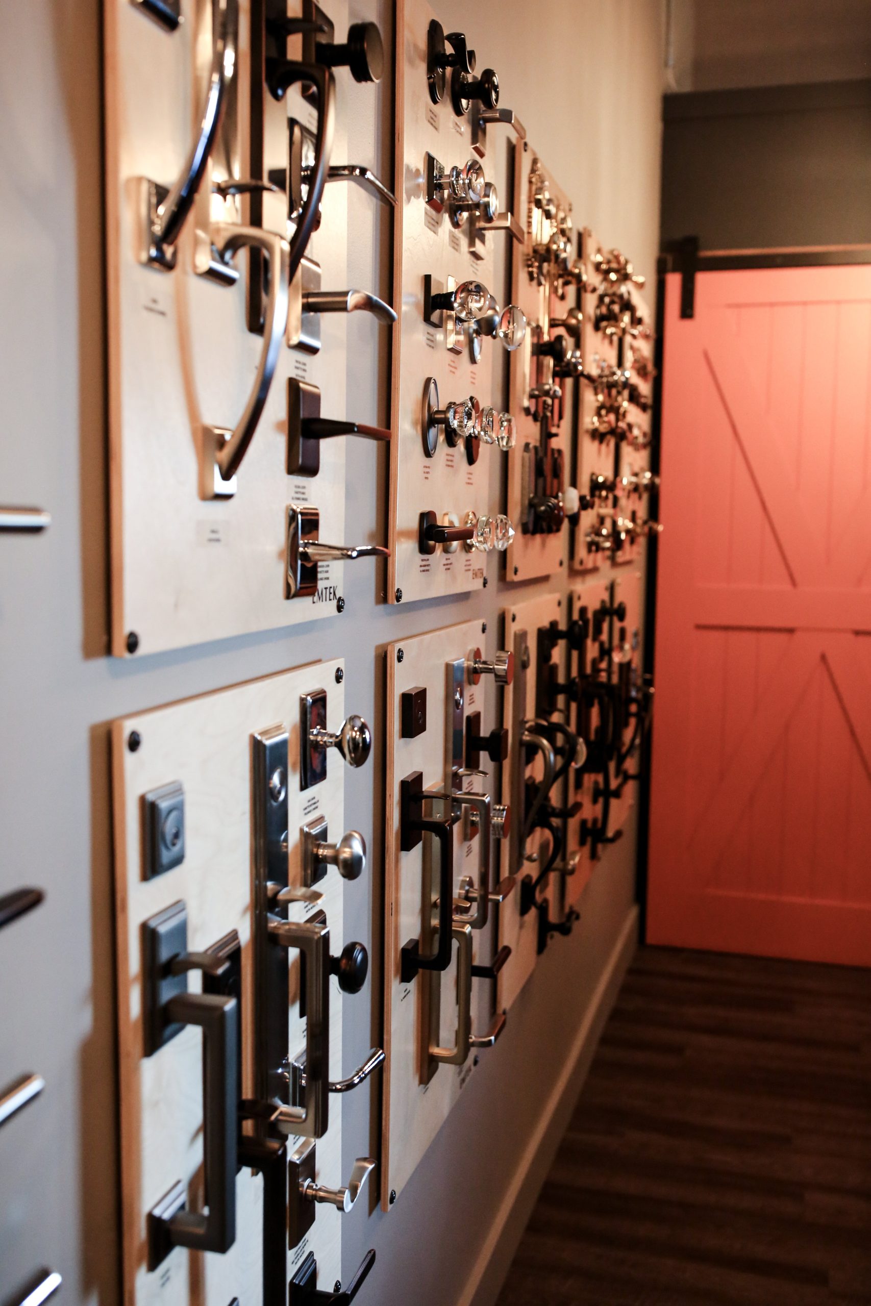 Choosing Your Door Jewelry: A Guide to Exterior Door Hardware FranklinWindow&Door-38