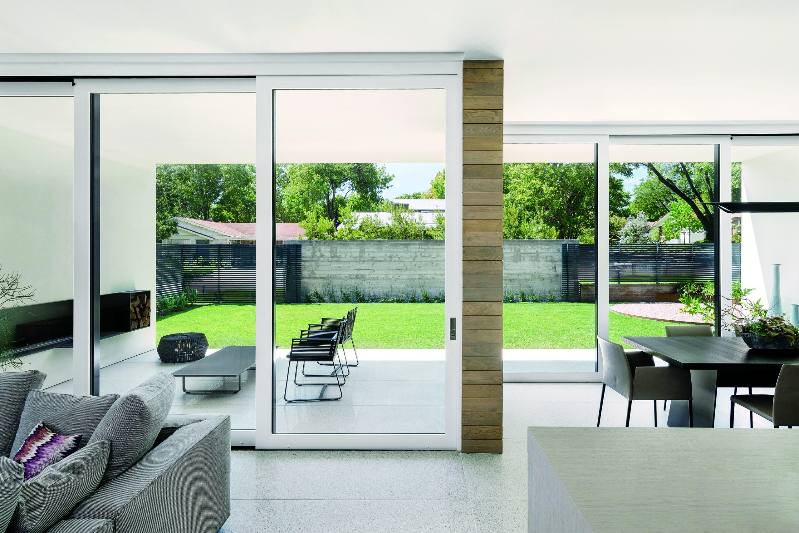 Marvin_Ultimate_Multi-Slide_Door_23