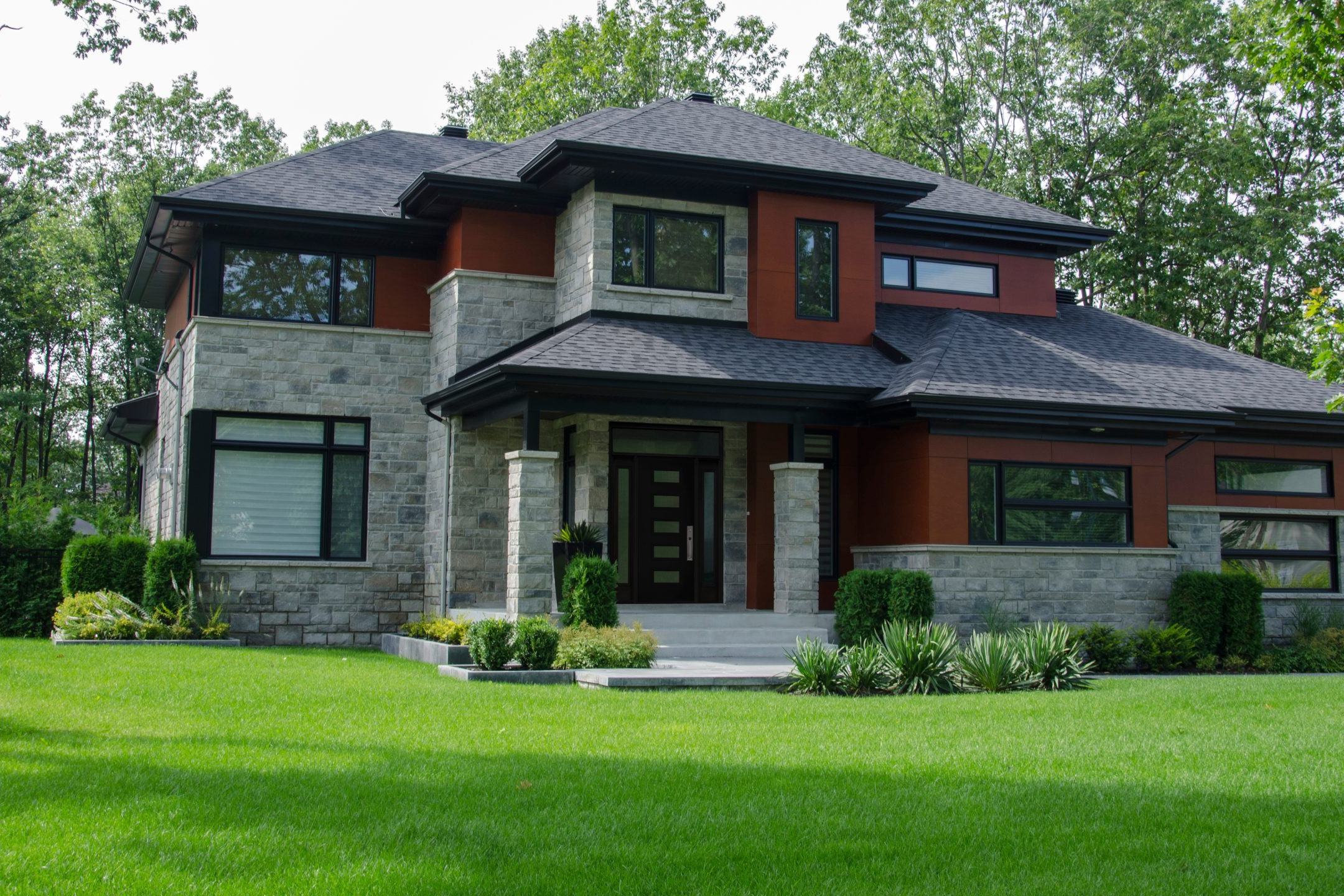 Therma Tru Vs. Provia Exterior Doors: The Pros & Cons